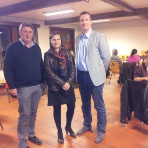 OCMW biedt cursisten van Nederlandse lessen kerstdrink&nbsp;aan