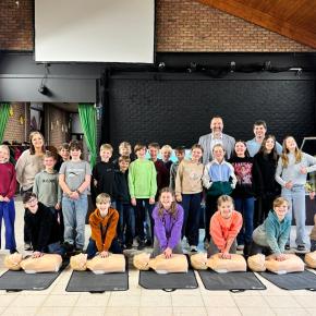 Lokaal bestuur investeert in reanimatie op&nbsp;school